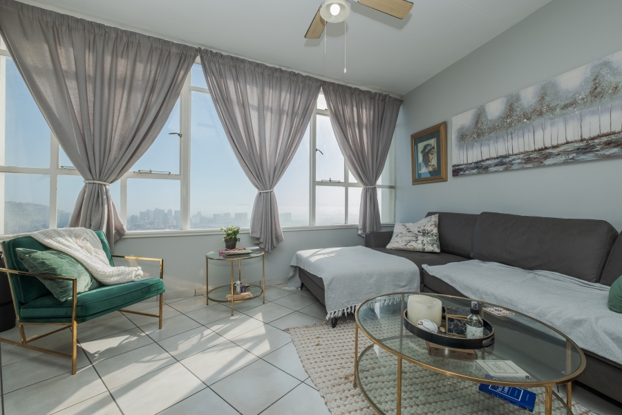 3 Bedroom Property for Sale in Vredehoek Western Cape